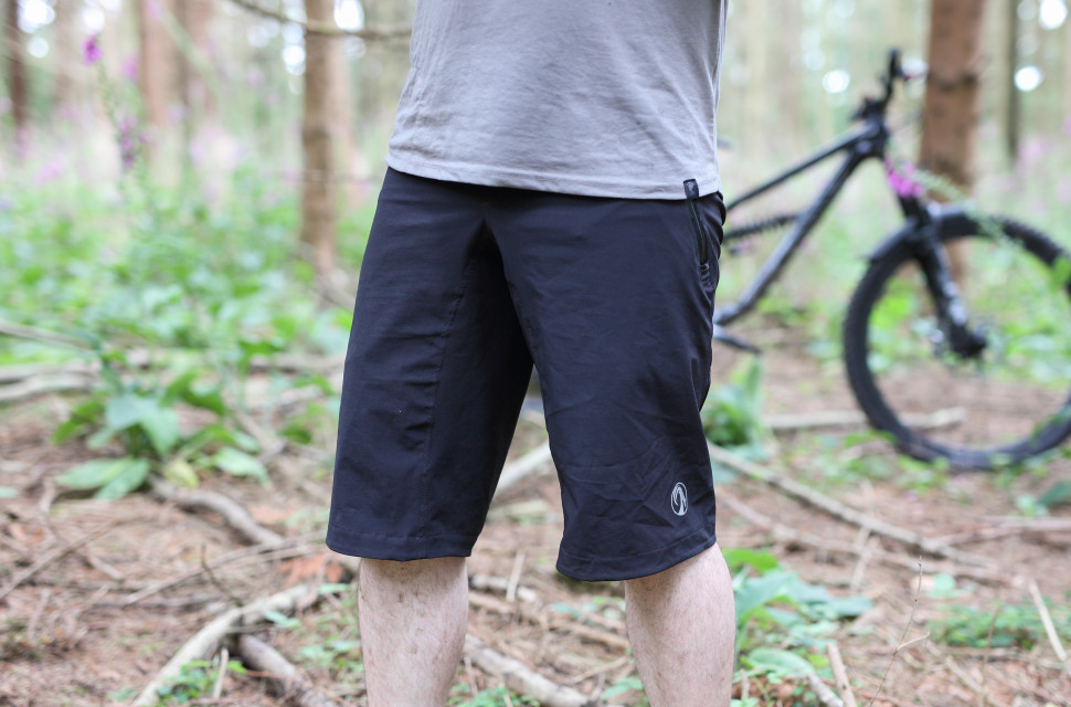 Mountain bike cheap under shorts